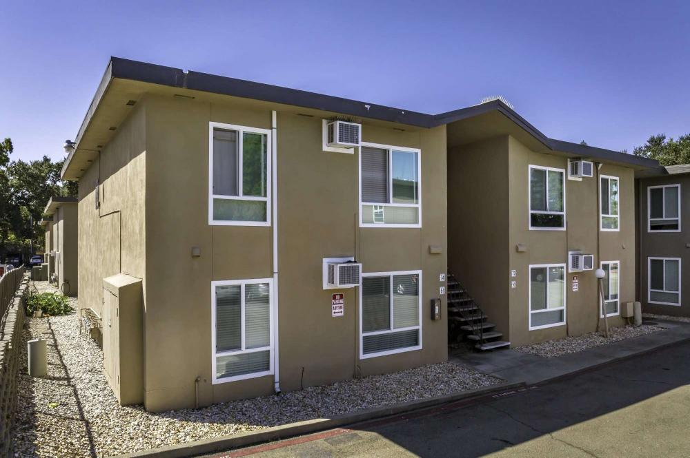 This image is the visual representation of Exterior 5 in River's Edge At Fair Oaks Apartments.